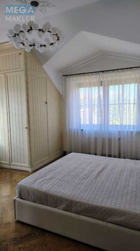Продаж дома, 3 поверху, 495 кв.м, 5 кімнат, ділянка 13 соток, <a class="location-link" href="/lesniki-selo/" title="Недвижимость Лісники">Лісники</a>, Стешки (изображение 23)