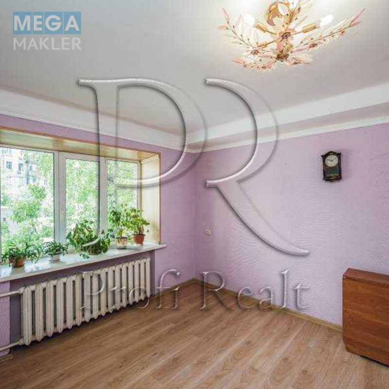 Продаж 3 кімнатної квартири (60/42/9), 1 пов. 9 пов. будинку, <a class="location-link" href="/kiev/" title="Недвижимость Київ">Київ</a>, <a class="location-link" href="/kiev/solomenskij/" title="Недвижимость Солом'янський район">Солом'янський р-н</a>, Борщагівська вулиця, 99 (изображение 5)