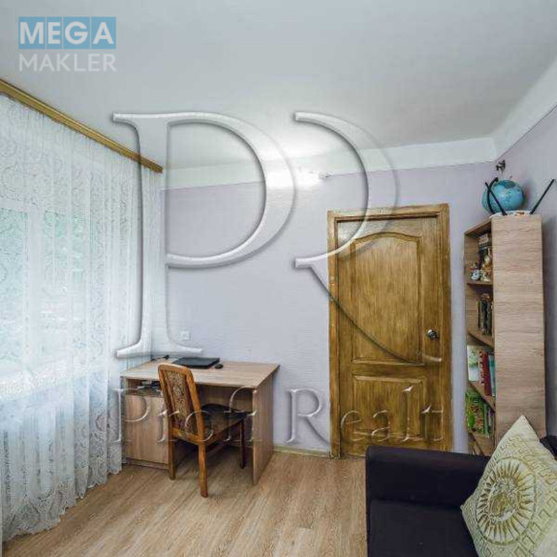 Продаж 3 кімнатної квартири (60/42/9), 1 пов. 9 пов. будинку, <a class="location-link" href="/kiev/" title="Недвижимость Київ">Київ</a>, <a class="location-link" href="/kiev/solomenskij/" title="Недвижимость Солом'янський район">Солом'янський р-н</a>, Борщагівська вулиця, 99 (изображение 13)
