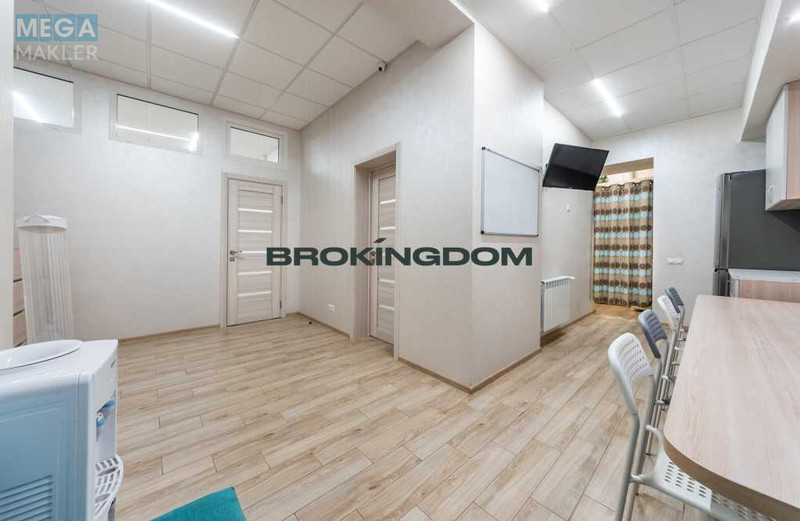 Продаж окремої будівлі/побудови, 147 кв.м, <a class="location-link" href="/kiev/" title="Недвижимость Київ">Київ</a>, <a class="location-link" href="/kiev/podolskij/" title="Недвижимость Подільський район">Подільський р-н</a>, Перемышельская вул., 2г (изображение 4)
