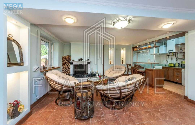 Продаж дома, 3 поверху, 130 кв.м, 5 кімнат, ділянка 4 сотки, <a class="location-link" href="/kiev/" title="Недвижимость Київ">Київ</a>, <a class="location-link" href="/kiev/obolonskij/" title="Недвижимость Оболонський район">Оболонський р-н</a>, 1-а лінія вул. (изображение 2)