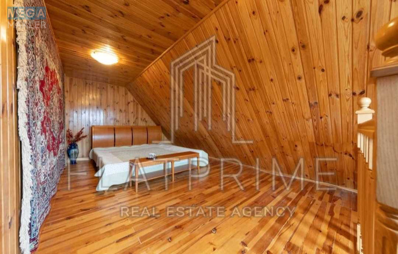 Продаж дома, 3 поверху, 130 кв.м, 5 кімнат, ділянка 4 сотки, <a class="location-link" href="/kiev/" title="Недвижимость Київ">Київ</a>, <a class="location-link" href="/kiev/obolonskij/" title="Недвижимость Оболонський район">Оболонський р-н</a>, 1-а лінія вул. (изображение 12)