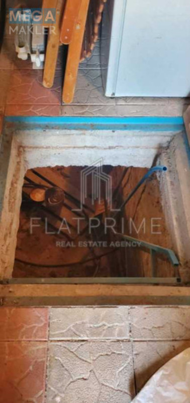 Продаж дома, 3 поверху, 130 кв.м, 5 кімнат, ділянка 4 сотки, <a class="location-link" href="/kiev/" title="Недвижимость Київ">Київ</a>, <a class="location-link" href="/kiev/obolonskij/" title="Недвижимость Оболонський район">Оболонський р-н</a>, 1-а лінія вул. (изображение 17)