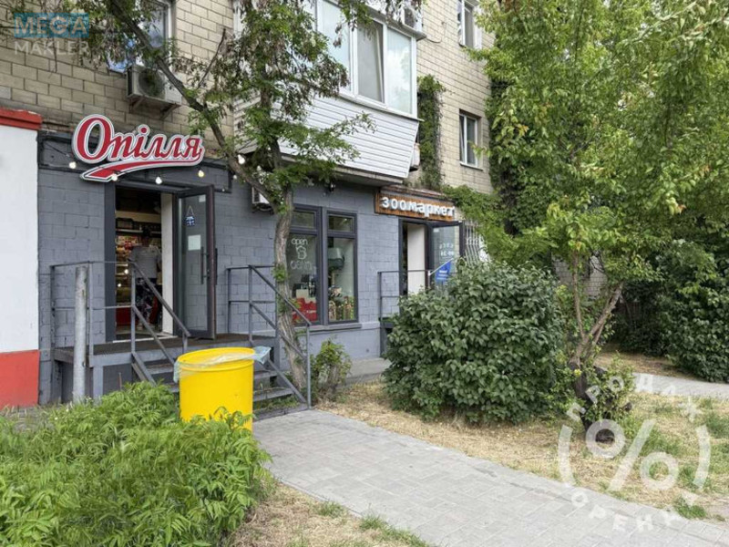 Продаж комерційної нерухомості, 45 кв.м, под магазин, <a class="location-link" href="/kiev/" title="Недвижимость Київ">Київ</a>, <a class="location-link" href="/kiev/goloseevskij/" title="Недвижимость Голосіївський район">Голосіївський р-н</a>, Голосіївський просп., 100/2 (изображение 2)