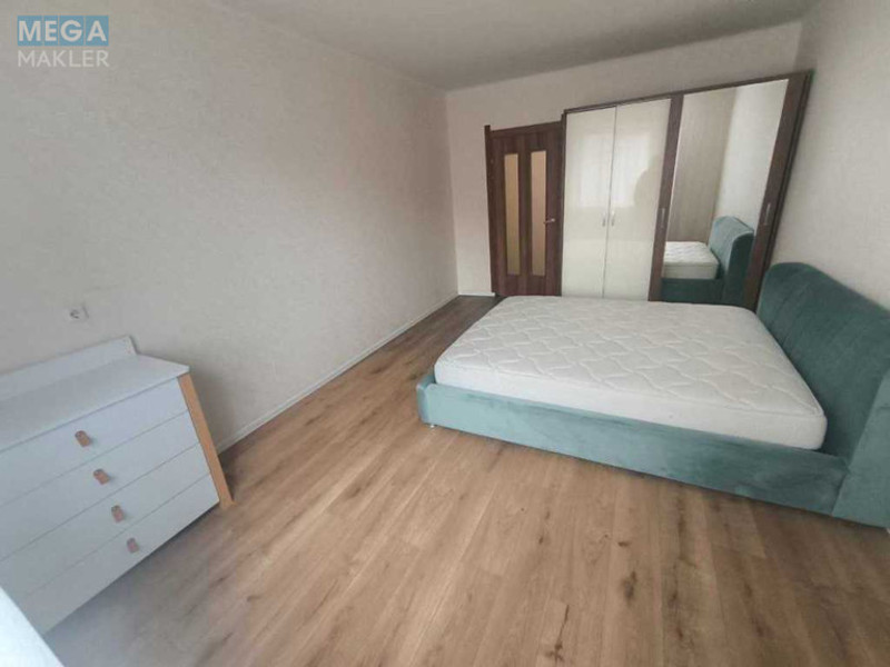 Продаж 2 кімнатної квартири (67/?/12), 14 пов. 25 пов. будинку, <a class="location-link" href="/kiev/" title="Недвижимость Київ">Київ</a>, <a class="location-link" href="/kiev/darnickij/" title="Недвижимость Дарницький район">Дарницький р-н</a>, Урловская ул., 38а (изображение 3)
