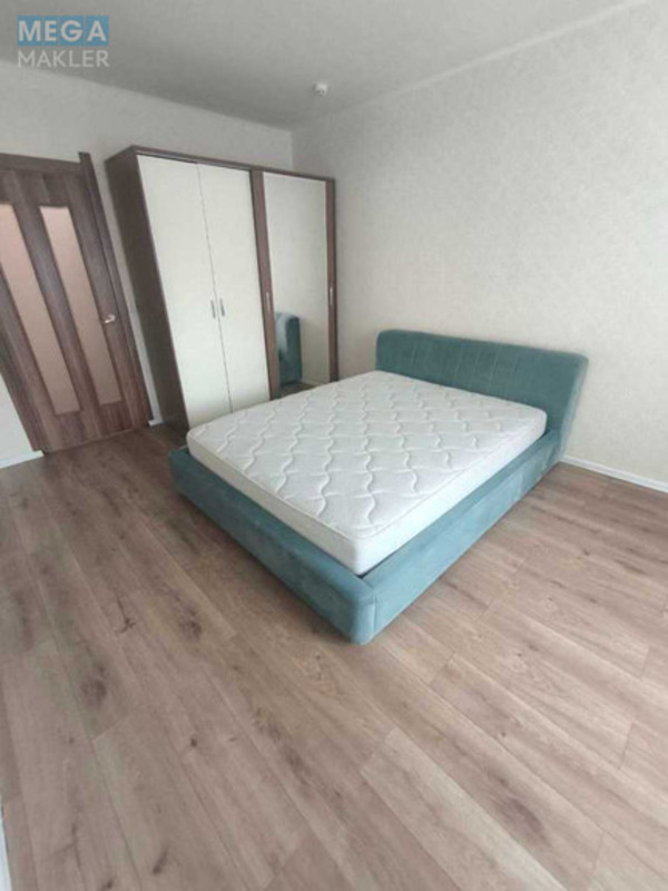 Продаж 2 кімнатної квартири (67/?/12), 14 пов. 25 пов. будинку, <a class="location-link" href="/kiev/" title="Недвижимость Київ">Київ</a>, <a class="location-link" href="/kiev/darnickij/" title="Недвижимость Дарницький район">Дарницький р-н</a>, Урловская ул., 38а (изображение 4)