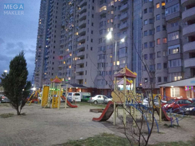 Оренда 2 кімнатної квартири, <a class="location-link" href="/kiev/" title="Недвижимость Київ">Київ</a>, <a class="location-link" href="/kiev/dneprovskij/" title="Недвижимость Дніпровський район">Дніпровський р-н</a>, Харківське шосе, 19а (изображение 2)
