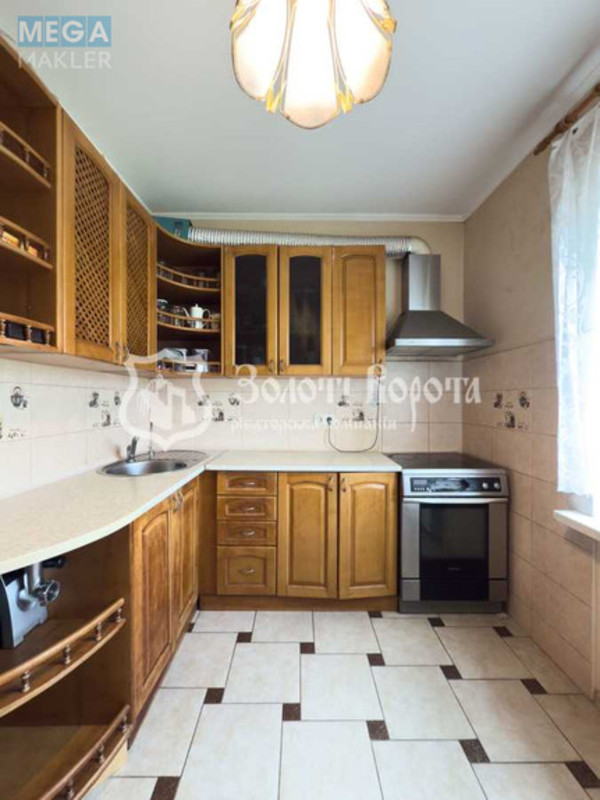 Продаж 2 кімнатної квартири (53,5/30/8,3), 6 пов. 13 пов. будинку, <a class="location-link" href="/kiev/" title="Недвижимость Київ">Київ</a>, <a class="location-link" href="/kiev/svyatoshinskij/" title="Недвижимость Святошинський район">Святошинський р-н</a>, Чорнобильська вул., 24/26 (изображение 4)