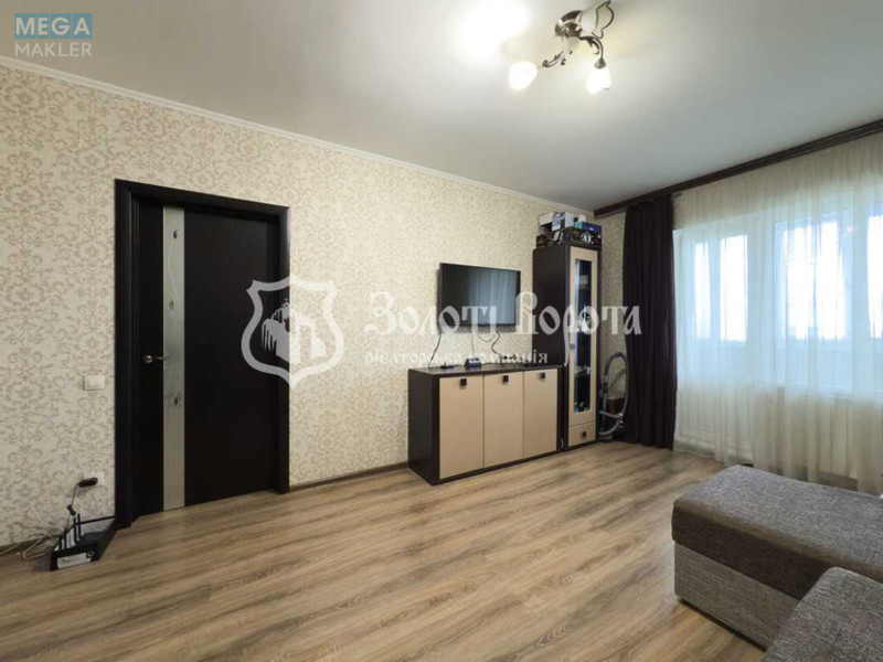 Продаж 2 кімнатної квартири (53,5/30/8,3), 6 пов. 13 пов. будинку, <a class="location-link" href="/kiev/" title="Недвижимость Київ">Київ</a>, <a class="location-link" href="/kiev/svyatoshinskij/" title="Недвижимость Святошинський район">Святошинський р-н</a>, Чорнобильська вул., 24/26 (изображение 8)