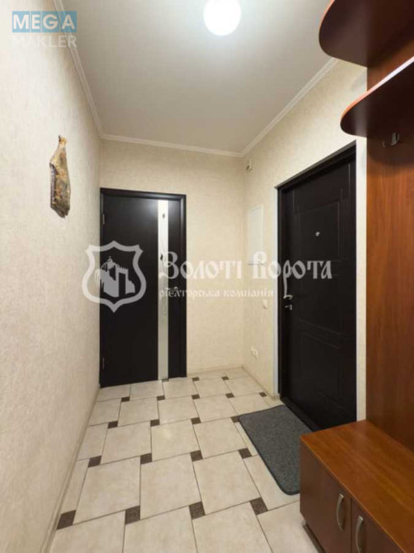 Продаж 2 кімнатної квартири (53,5/30/8,3), 6 пов. 13 пов. будинку, <a class="location-link" href="/kiev/" title="Недвижимость Київ">Київ</a>, <a class="location-link" href="/kiev/svyatoshinskij/" title="Недвижимость Святошинський район">Святошинський р-н</a>, Чорнобильська вул., 24/26 (изображение 20)