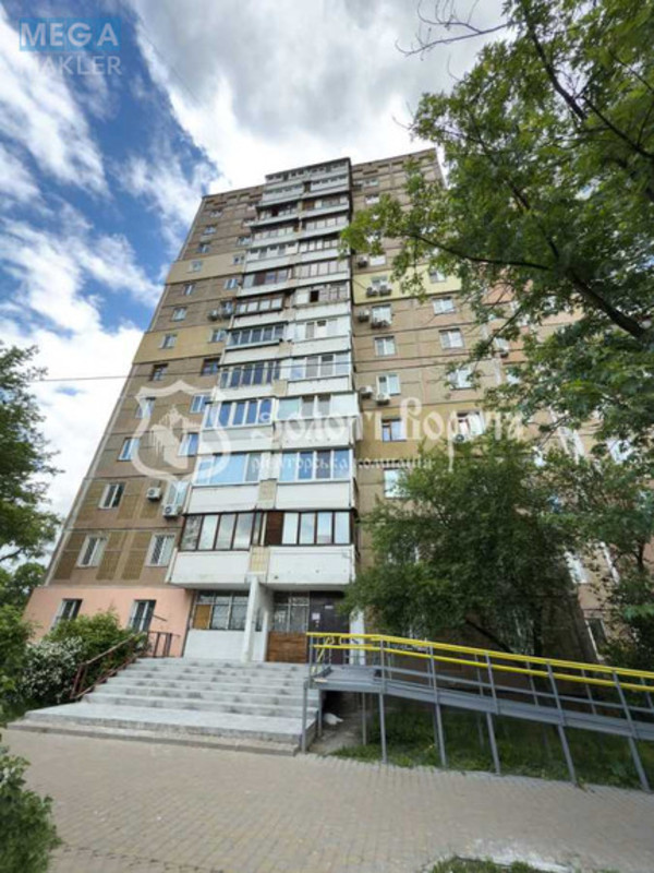 Продаж 2 кімнатної квартири (53,5/30/8,3), 6 пов. 13 пов. будинку, <a class="location-link" href="/kiev/" title="Недвижимость Київ">Київ</a>, <a class="location-link" href="/kiev/svyatoshinskij/" title="Недвижимость Святошинський район">Святошинський р-н</a>, Чорнобильська вул., 24/26 (изображение 23)