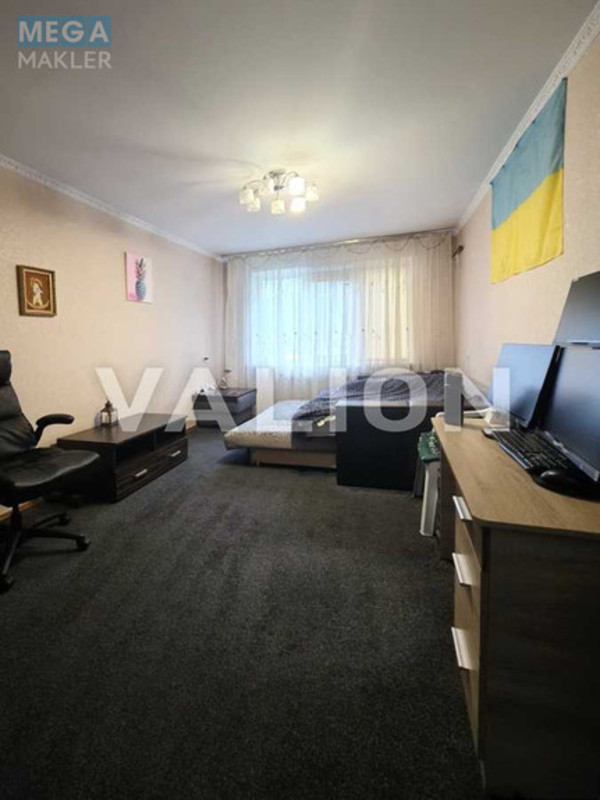 Продаж 2 кімнатної квартири (53/28/5,5), 1 пов. 9 пов. будинку, <a class="location-link" href="/kiev/" title="Недвижимость Київ">Київ</a>, <a class="location-link" href="/kiev/svyatoshinskij/" title="Недвижимость Святошинський район">Святошинський р-н</a>, Жмеринська вул., 16 (изображение 3)