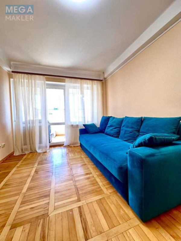 Продаж 3 кімнатної квартири (64/47/7), 9 пов. 10 пов. будинку, <a class="location-link" href="/kiev/" title="Недвижимость Київ">Київ</a>, <a class="location-link" href="/kiev/shevchenkovskij/" title="Недвижимость Шевченківський район">Шевченківський р-н</a>, Богдана Гаврилишина ул., 11 (изображение 8)