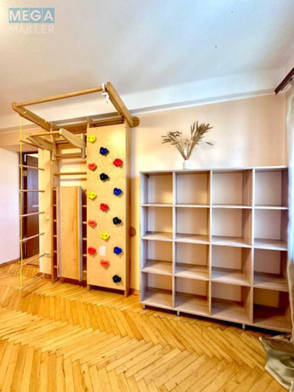 Продаж 3 кімнатної квартири (64/47/7), 9 пов. 10 пов. будинку, <a class="location-link" href="/kiev/" title="Недвижимость Київ">Київ</a>, <a class="location-link" href="/kiev/shevchenkovskij/" title="Недвижимость Шевченківський район">Шевченківський р-н</a>, Богдана Гаврилишина ул., 11 (изображение 14)