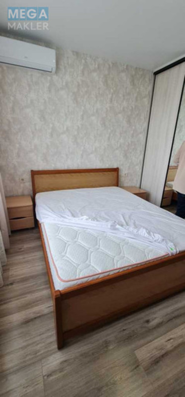 Оренда 2 кімнатної квартири, <a class="location-link" href="/kiev/" title="Недвижимость Київ">Київ</a>, <a class="location-link" href="/kiev/podolskij/" title="Недвижимость Подільський район">Подільський р-н</a>, Александра Олеся ул., 5а (изображение 5)