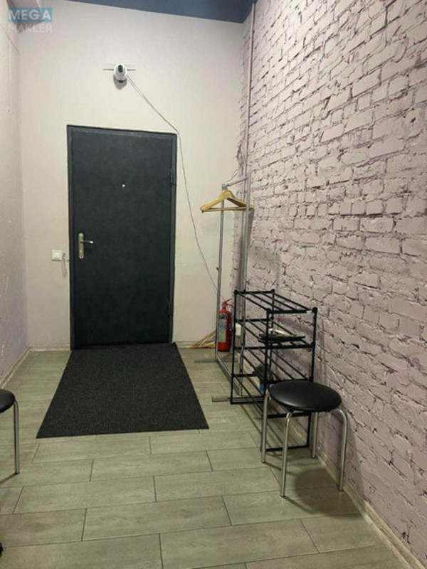 Продаж окремої будівлі/побудови, 63&nbsp;кв.м, <a class="location-link" href="/kiev/" title="Недвижимость Київ">Київ</a>, <a class="location-link" href="/kiev/darnickij/" title="Недвижимость Дарницький район">Дарницький р-н</a>, Анны Ахматовой ул., 30 (изображение 2)