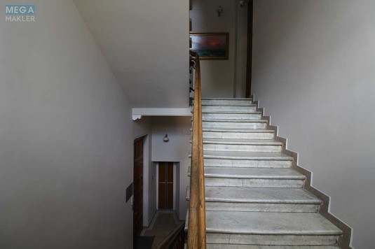 Продаж 4 кімнатної квартири (130/87/13), 3 пов. 5 пов. будинку, <a class="location-link" href="/kiev/" title="Недвижимость Київ">Київ</a>, <a class="location-link" href="/kiev/shevchenkovskij/" title="Недвижимость Шевченківський район">Шевченківський р-н</a>, Малопідвальна вул., 10 (изображение 9)