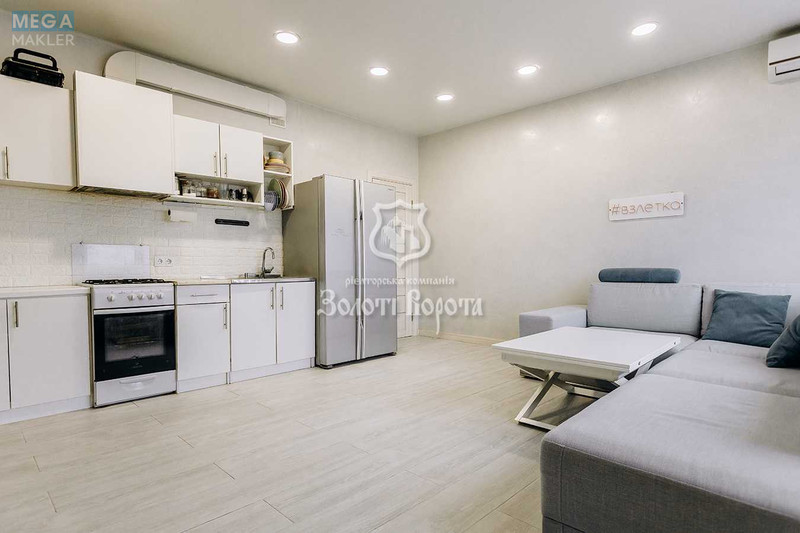 Продаж 2 кімнатної квартири (76/32/23), 7 пов. 9 пов. будинку, <a class="location-link" href="/kiev/" title="Недвижимость Київ">Київ</a>, <a class="location-link" href="/kiev/solomenskij/" title="Недвижимость Солом'янський район">Солом'янський р-н</a>, Юнацька вул., 6 (изображение 5)