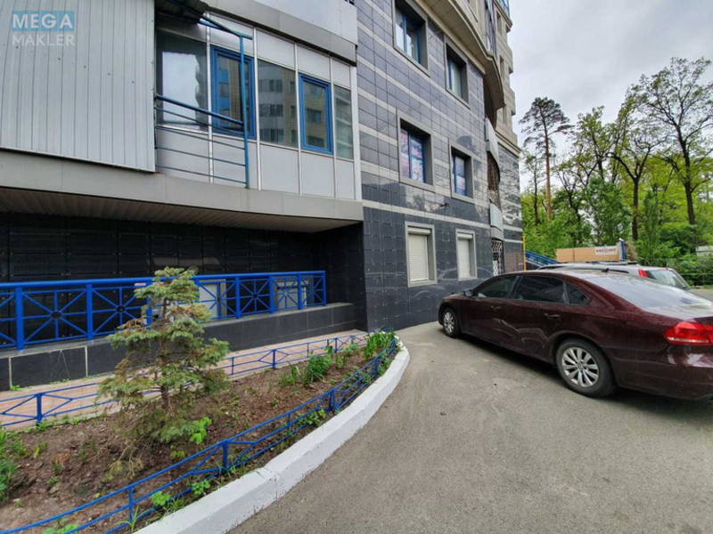 Продаж комерційної нерухомості, 64 кв.м, под офис, <a class="location-link" href="/kiev/" title="Недвижимость Київ">Київ</a>, <a class="location-link" href="/kiev/svyatoshinskij/" title="Недвижимость Святошинський район">Святошинський р-н</a>, Победы просп., 131 (изображение 3)