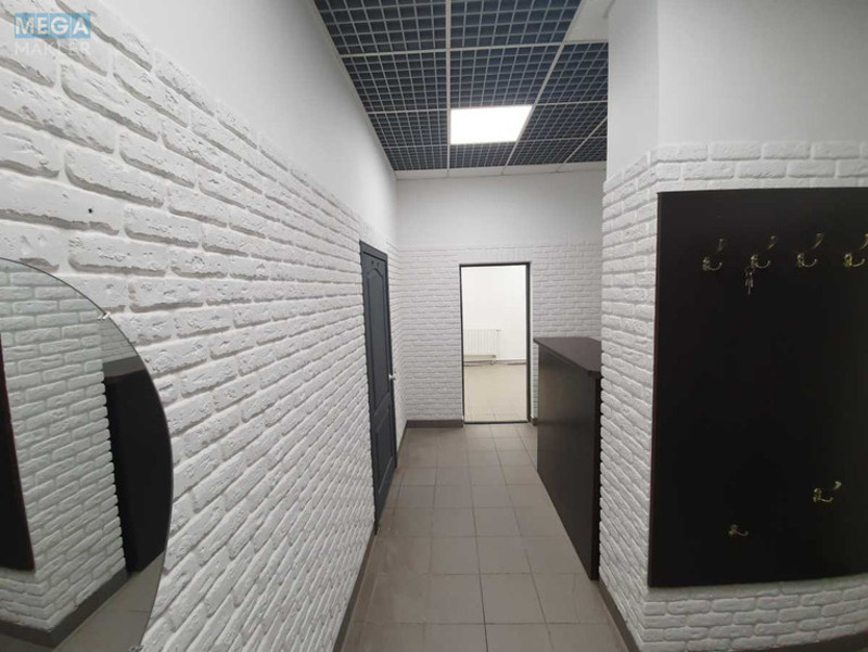Продаж комерційної нерухомості, 64 кв.м, под офис, <a class="location-link" href="/kiev/" title="Недвижимость Київ">Київ</a>, <a class="location-link" href="/kiev/svyatoshinskij/" title="Недвижимость Святошинський район">Святошинський р-н</a>, Победы просп., 131 (изображение 5)