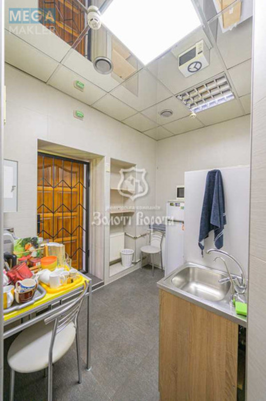 Продаж комерційної нерухомості, 100 кв.м, <a class="location-link" href="/kiev/" title="Недвижимость Київ">Київ</a>, <a class="location-link" href="/kiev/svyatoshinskij/" title="Недвижимость Святошинський район">Святошинський р-н</a>, Ромена Роллана бульв., 4 (изображение 16)
