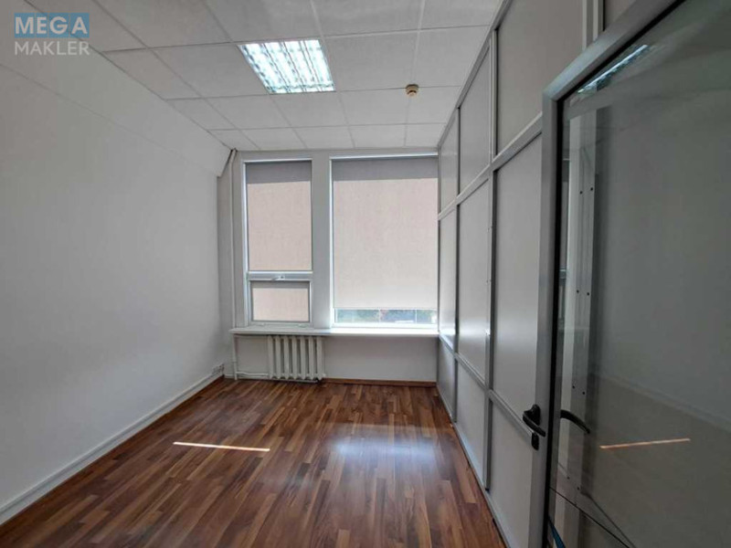 Оренда комерційної нерухомості, 35 кв.м, под магазин, <a class="location-link" href="/kiev/" title="Недвижимость Київ">Київ</a>, <a class="location-link" href="/kiev/dneprovskij/" title="Недвижимость Дніпровський район">Дніпровський р-н</a>, Евгения Сверстюка ул., 11б (изображение 7)