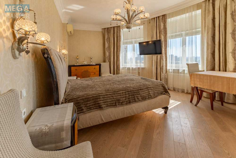 Оренда 3 кімнатної квартири, <a class="location-link" href="/kiev/" title="Недвижимость Київ">Київ</a>, <a class="location-link" href="/kiev/pecherskij/" title="Недвижимость Печерський район">Печерський р-н</a>, Євгена Коновальця вул., 36в (изображение 3)