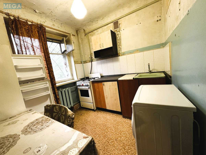 Продаж комерційної нерухомості, 32 кв.м, под офис, <a class="location-link" href="/kiev/" title="Недвижимость Київ">Київ</a>, <a class="location-link" href="/kiev/darnickij/" title="Недвижимость Дарницький район">Дарницький р-н</a>, Сімферопольська вул., 11 (изображение 7)
