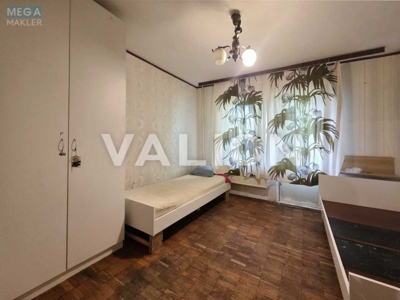 Продаж 3 кімнатної квартири (85/41/8), 1 пов. 13 пов. будинку, <a class="location-link" href="/kiev/" title="Недвижимость Київ">Київ</a>, <a class="location-link" href="/kiev/svyatoshinskij/" title="Недвижимость Святошинський район">Святошинський р-н</a>, Підлісна вул., 6 (изображение 3)