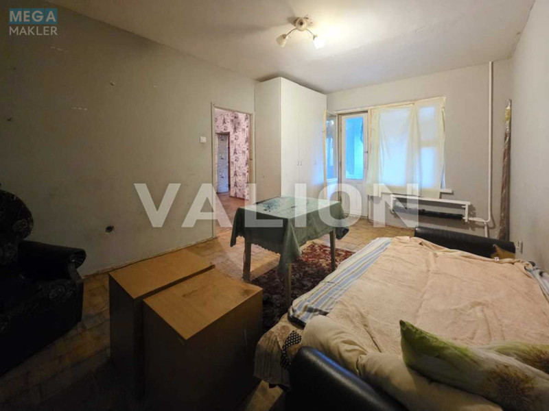 Продаж 3 кімнатної квартири (85/41/8), 1 пов. 13 пов. будинку, <a class="location-link" href="/kiev/" title="Недвижимость Київ">Київ</a>, <a class="location-link" href="/kiev/svyatoshinskij/" title="Недвижимость Святошинський район">Святошинський р-н</a>, Підлісна вул., 6 (изображение 4)