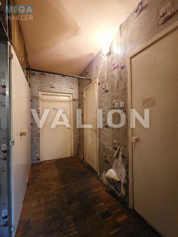Продаж 3 кімнатної квартири (85/41/8), 1 пов. 13 пов. будинку, <a class="location-link" href="/kiev/" title="Недвижимость Київ">Київ</a>, <a class="location-link" href="/kiev/svyatoshinskij/" title="Недвижимость Святошинський район">Святошинський р-н</a>, Підлісна вул., 6 (изображение 10)