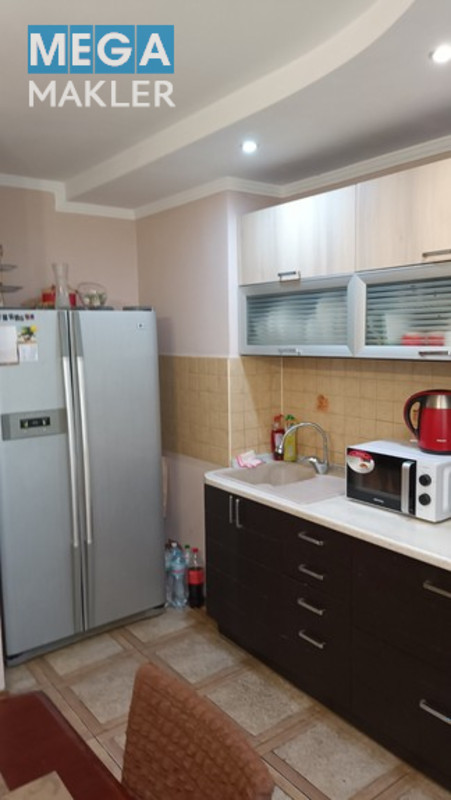Продаж 3 кімнатної квартири (80/48/10), 10 пов. 25 пов. будинку, <a class="location-link" href="/kiev/" title="Недвижимость Київ">Київ</a>, <a class="location-link" href="/kiev/dneprovskij/" title="Недвижимость Дніпровський район">Дніпровський р-н</a>, Дарницький бульвар 10 ( <img src="https://megamakler.com.ua/metro/ff0000.gif" alt="" class="metro" /> м. Дарница, 7-10 хв пішки ) (изображение 18)