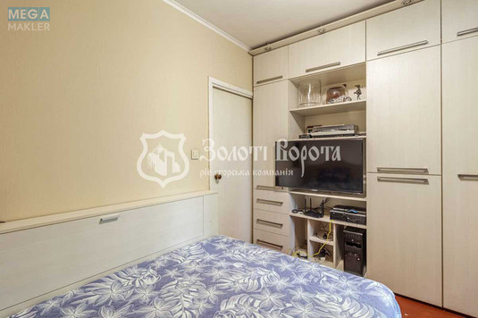 Продаж 3 кімнатної квартири (69/41/7), 1 пов. 9 пов. будинку, <a class="location-link" href="/kiev/" title="Недвижимость Київ">Київ</a>, <a class="location-link" href="/kiev/svyatoshinskij/" title="Недвижимость Святошинський район">Святошинський р-н</a>, Академіка Палладіна просп., 24 (изображение 7)