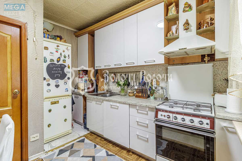 Продаж 3 кімнатної квартири (69/41/7), 1 пов. 9 пов. будинку, <a class="location-link" href="/kiev/" title="Недвижимость Київ">Київ</a>, <a class="location-link" href="/kiev/svyatoshinskij/" title="Недвижимость Святошинський район">Святошинський р-н</a>, Академіка Палладіна просп., 24 (изображение 9)