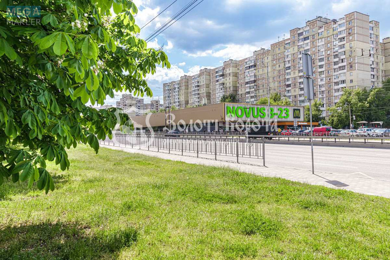 Продаж 3 кімнатної квартири (69/41/7), 1 пов. 9 пов. будинку, <a class="location-link" href="/kiev/" title="Недвижимость Київ">Київ</a>, <a class="location-link" href="/kiev/svyatoshinskij/" title="Недвижимость Святошинський район">Святошинський р-н</a>, Академіка Палладіна просп., 24 (изображение 17)