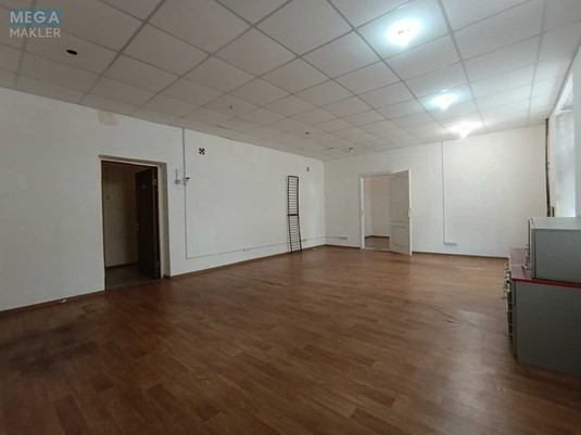 Оренда комерційної нерухомості, 60&nbsp;кв.м, под офис, <a class="location-link" href="/kiev/" title="Недвижимость Київ">Київ</a>, <a class="location-link" href="/kiev/solomenskij/" title="Недвижимость Солом'янський район">Солом'янський р-н</a>, Западный пер., 3ц (изображение 3)