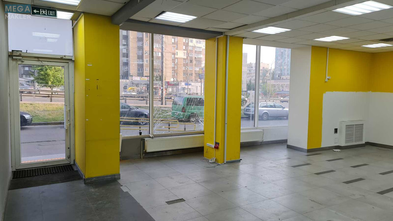 Оренда комерційної нерухомості, 150 кв.м, под магазин, <a class="location-link" href="/kiev/" title="Недвижимость Київ">Київ</a>, <a class="location-link" href="/kiev/svyatoshinskij/" title="Недвижимость Святошинський район">Святошинський р-н</a>, Победы просп., 104 (изображение 7)