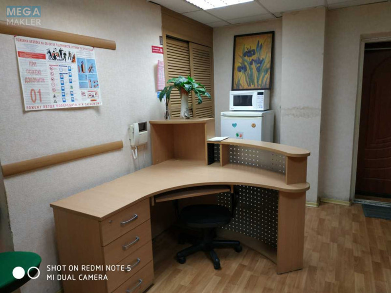 Оренда комерційної нерухомості, 23 кв.м, под офис, <a class="location-link" href="/kiev/" title="Недвижимость Київ">Київ</a>, <a class="location-link" href="/kiev/goloseevskij/" title="Недвижимость Голосіївський район">Голосіївський р-н</a>, Голосеевская ул., 7 (изображение 7)