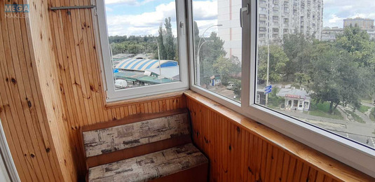 Оренда 3 кімнатної квартири, <a class="location-link" href="/kiev/" title="Недвижимость Київ">Київ</a>, <a class="location-link" href="/kiev/obolonskij/" title="Недвижимость Оболонський район">Оболонський р-н</a>, Автозаводская ул., 99/4 (изображение 6)
