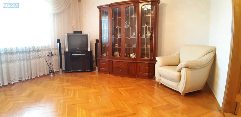 Оренда 3 кімнатної квартири, <a class="location-link" href="/kiev/" title="Недвижимость Київ">Київ</a>, <a class="location-link" href="/kiev/obolonskij/" title="Недвижимость Оболонський район">Оболонський р-н</a>, Автозаводская ул., 99/4 (изображение 17)