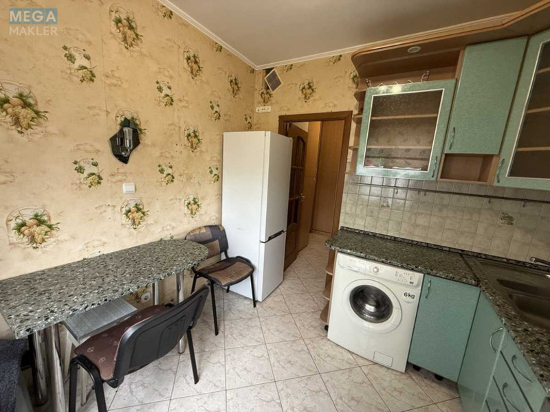 Оренда 2 кімнатної квартири, <a class="location-link" href="/kiev/" title="Недвижимость Київ">Київ</a>, <a class="location-link" href="/kiev/obolonskij/" title="Недвижимость Оболонський район">Оболонський р-н</a>, Оболонський просп., 34 (изображение 3)
