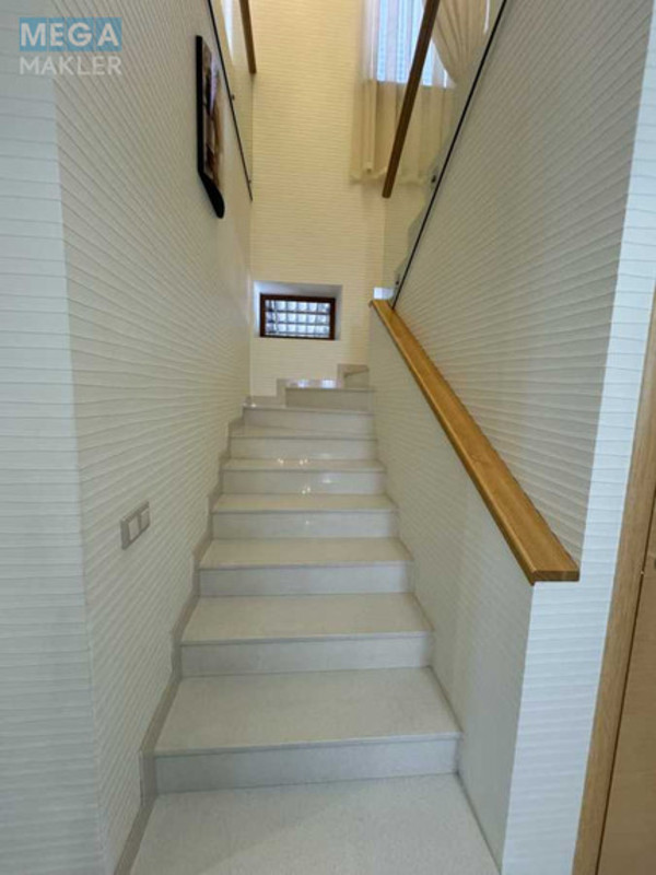Продаж дома, 2 поверху, 200 кв.м, 4 кімнати, ділянка 7 соток, <a class="location-link" href="/gora/" title="Недвижимость Гора">Гора</a>, Лісова, 3 (изображение 15)