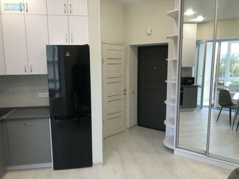 Оренда 1 кімнатної квартири, <a class="location-link" href="/kiev/" title="Недвижимость Київ">Київ</a>, <a class="location-link" href="/kiev/solomenskij/" title="Недвижимость Солом'янський район">Солом'янський р-н</a>, Сергея Колоса ул., 2 (изображение 4)