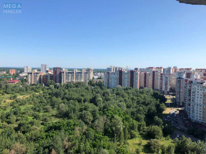Продаж 3 кімнатної квартири (100/55/19), 23 пов. 24 пов. будинку, <a class="location-link" href="/kiev/" title="Недвижимость Київ">Київ</a>, <a class="location-link" href="/kiev/goloseevskij/" title="Недвижимость Голосіївський район">Голосіївський р-н</a>, Михаила Максимовича ул., 32а (изображение 8)