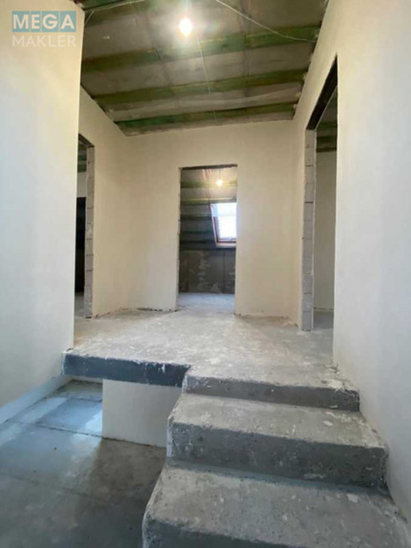 Продаж дома, 2 поверху, 150 кв.м, 3 кімнати, ділянка 4 сотки, <a class="location-link" href="/kiev/" title="Недвижимость Київ">Київ</a>, <a class="location-link" href="/kiev/darnickij/" title="Недвижимость Дарницький район">Дарницький р-н</a>, Лісова вул. (изображение 9)