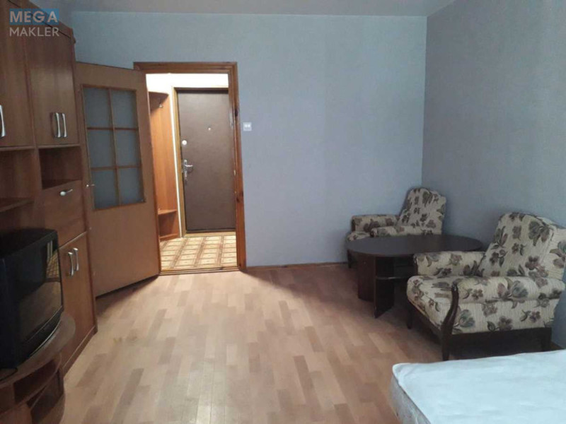 Оренда 1 кімнатної квартири, <a class="location-link" href="/kiev/" title="Недвижимость Київ">Київ</a>, <a class="location-link" href="/kiev/solomenskij/" title="Недвижимость Солом'янський район">Солом'янський р-н</a>, Эрнста ул., 2 (изображение 7)