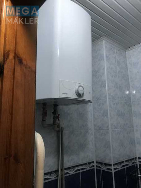 Оренда 1 кімнатної квартири, <a class="location-link" href="/kiev/" title="Недвижимость Київ">Київ</a>, <a class="location-link" href="/kiev/solomenskij/" title="Недвижимость Солом'янський район">Солом'янський р-н</a>, Эрнста ул., 2 (изображение 9)