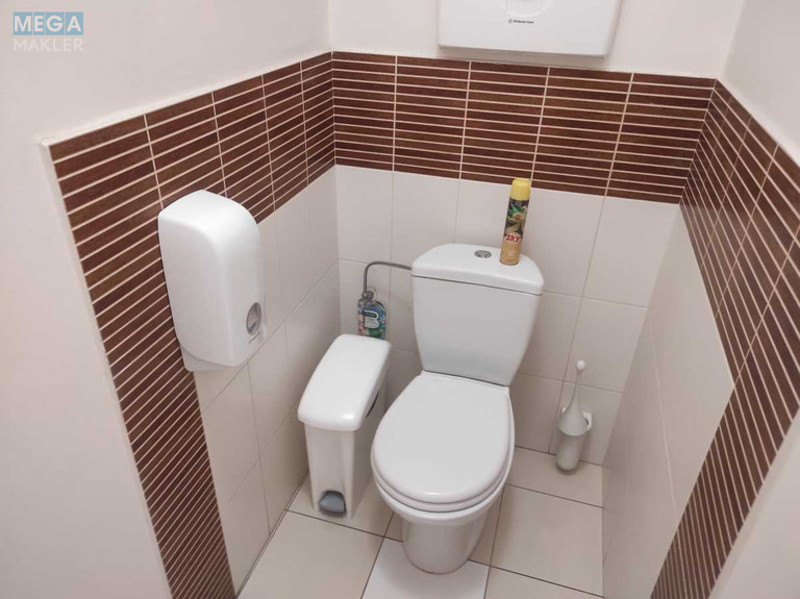 Оренда комерційної нерухомості, 84 кв.м, под офис, <a class="location-link" href="/kiev/" title="Недвижимость Київ">Київ</a>, <a class="location-link" href="/kiev/shevchenkovskij/" title="Недвижимость Шевченківський район">Шевченківський р-н</a>, Ярославов Вал ул., 5 (изображение 11)