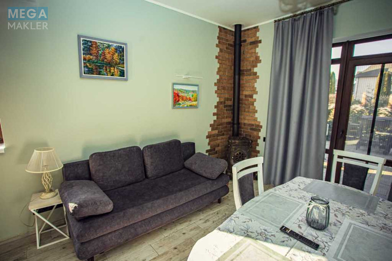Продаж дома, 2 поверху, 75 кв.м, 3 кімнати, ділянка 1 сотка, <a class="location-link" href="/polyana-selo/" title="Недвижимость Поляна">Поляна</a>, Курортная (изображение 3)