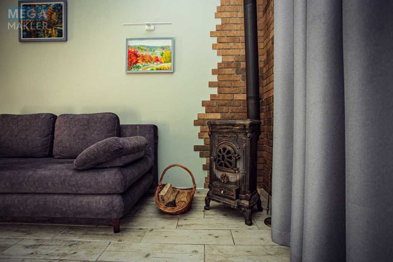 Продаж дома, 2 поверху, 75 кв.м, 3 кімнати, ділянка 1 сотка, <a class="location-link" href="/polyana-selo/" title="Недвижимость Поляна">Поляна</a>, Курортная (изображение 4)